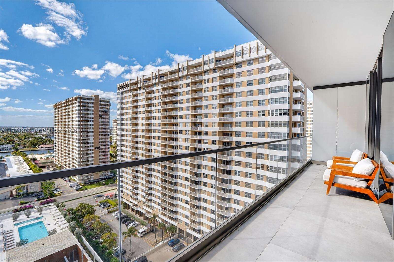 2000 OCEAN - 2000 Ocean Dr, Hallandale Beach, FL 33009 | Picture 31