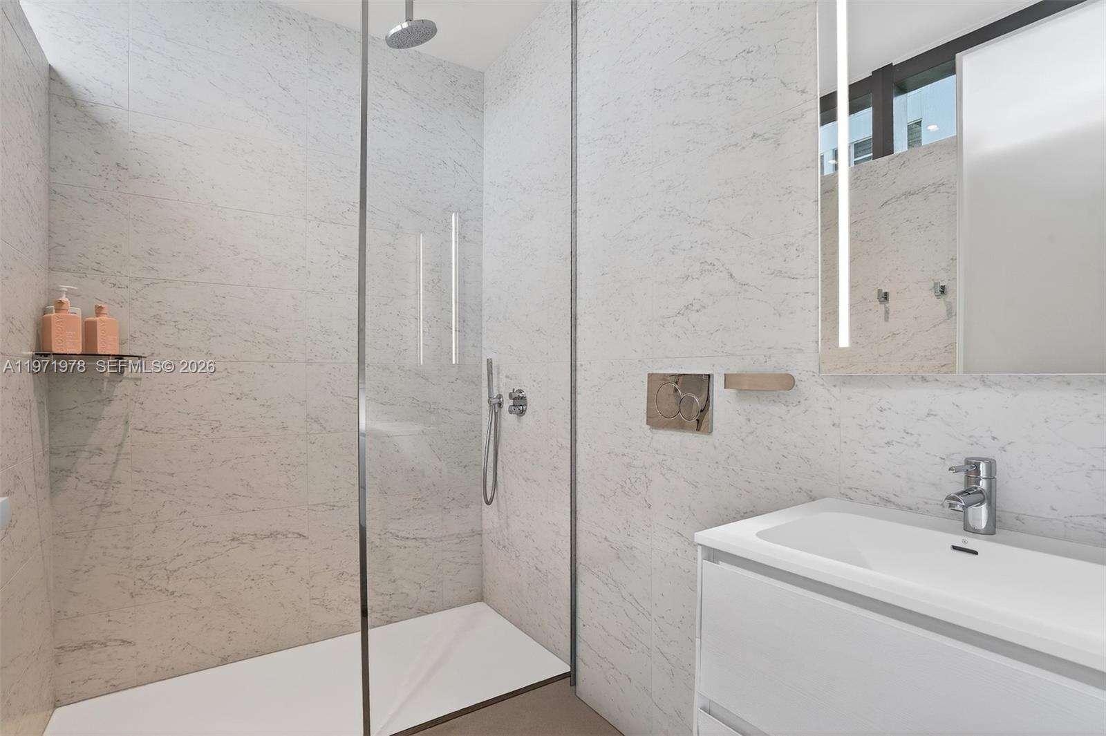 2000 OCEAN - 2000 Ocean Dr, Hallandale Beach, FL 33009 | Picture 42