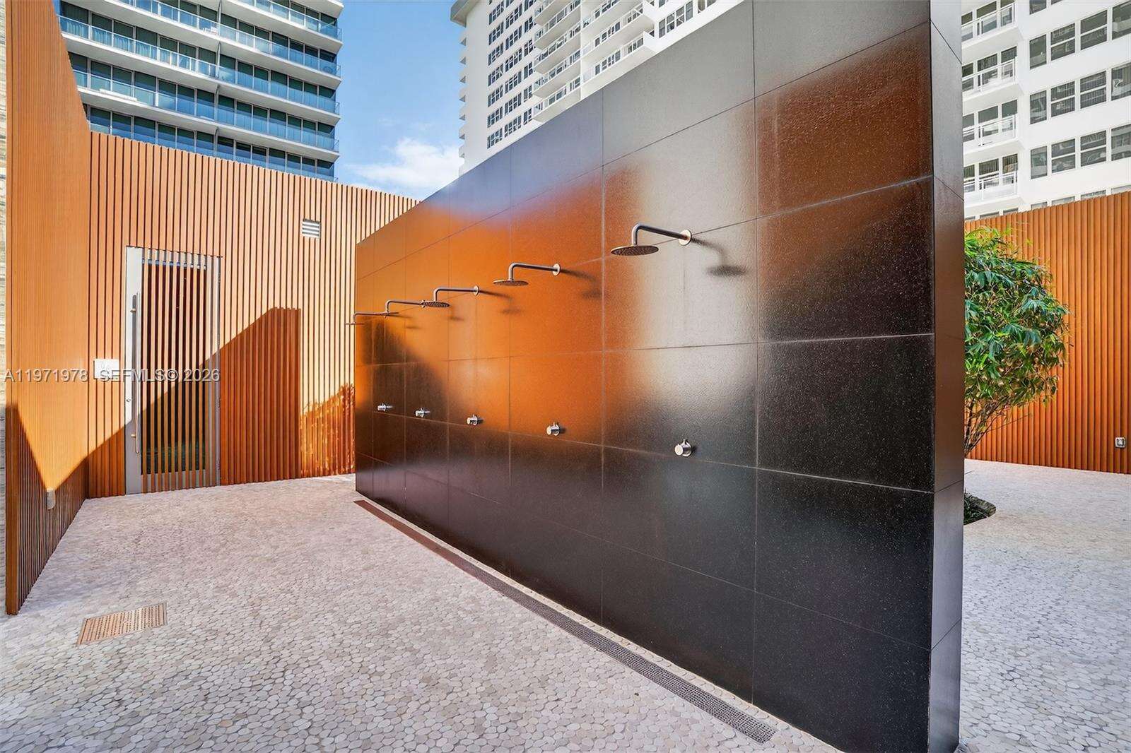 2000 OCEAN - 2000 Ocean Dr, Hallandale Beach, FL 33009 | Picture 69