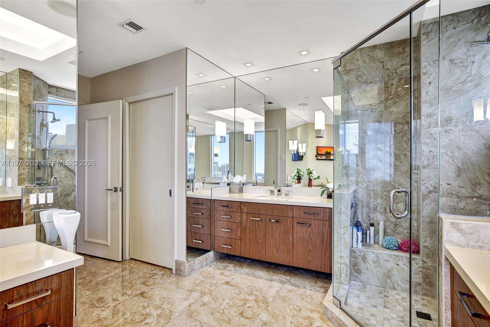 ATLANTIC I AT THE POINT - 21200 Point Pl, Aventura, FL 33180 | Picture 44