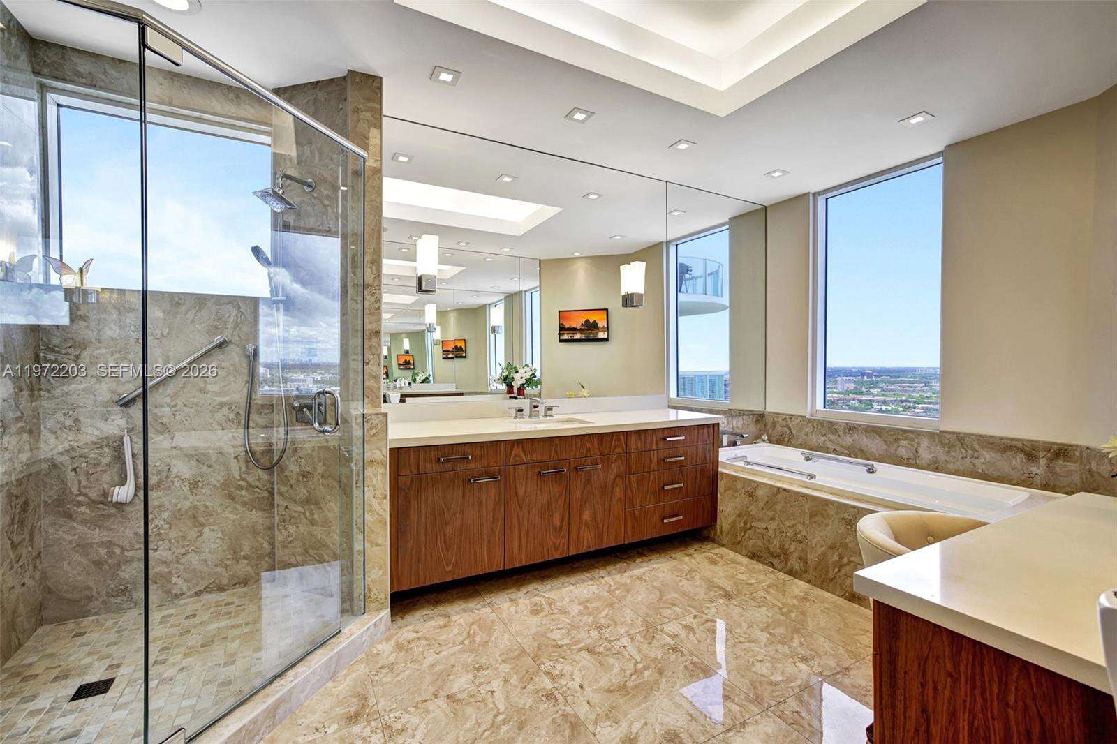 ATLANTIC I AT THE POINT - 21200 Point Pl, Aventura, FL 33180 | Picture 45