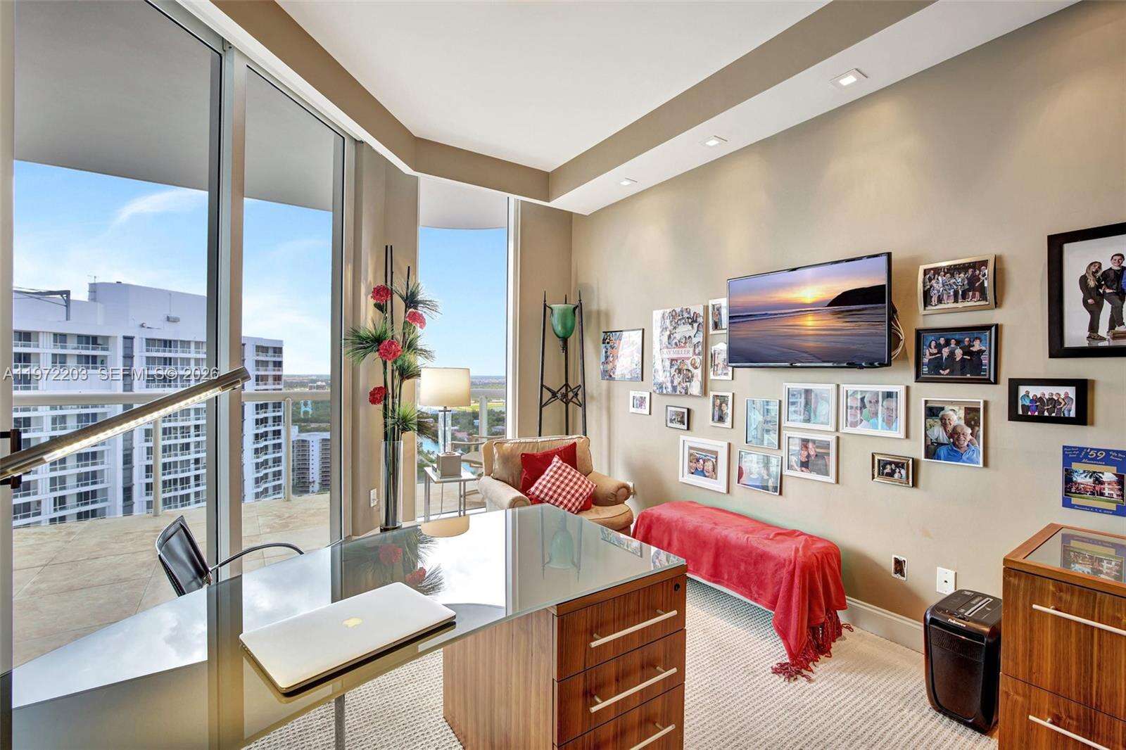 ATLANTIC I AT THE POINT - 21200 Point Pl, Aventura, FL 33180 | Picture 49