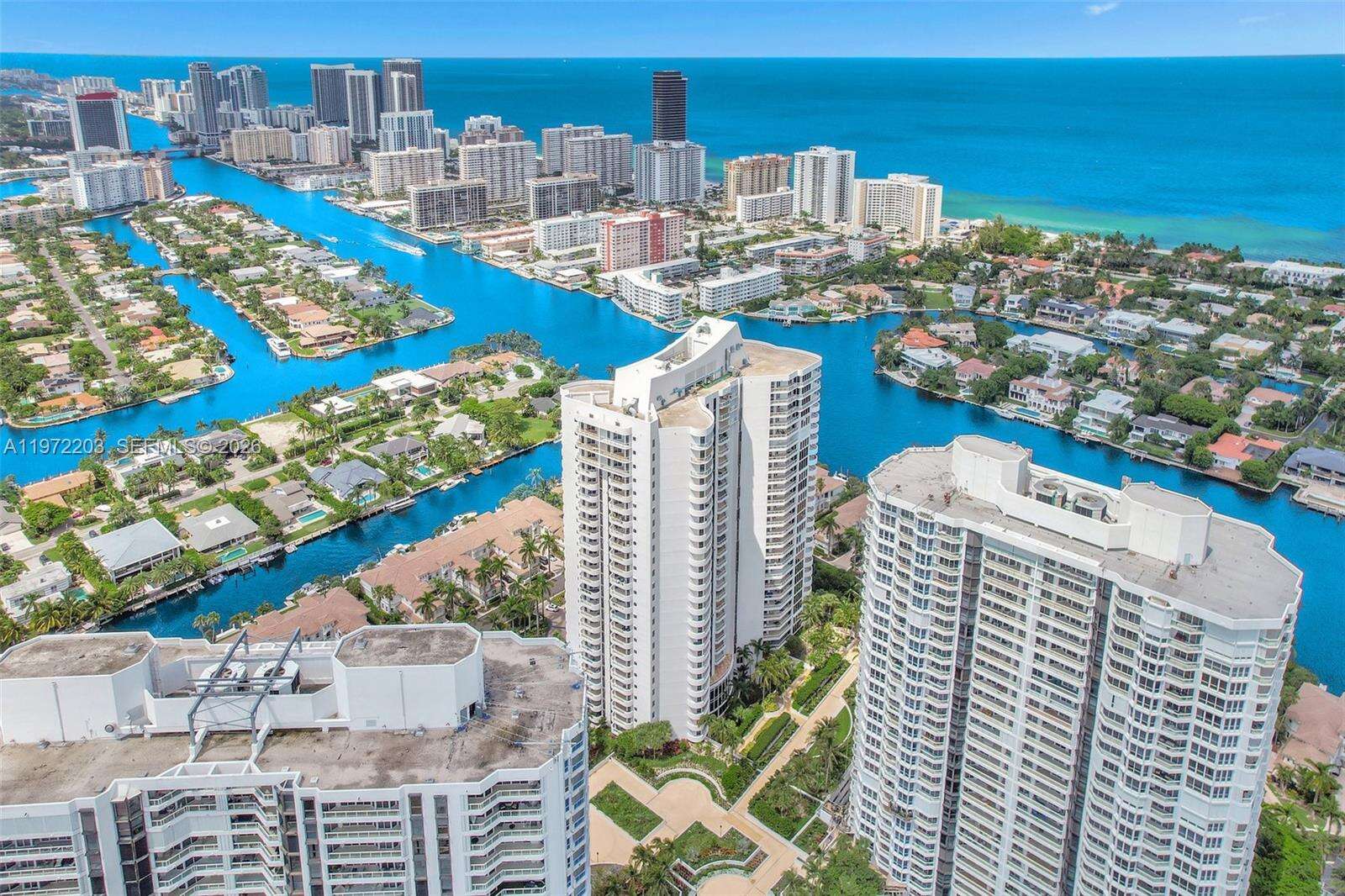 ATLANTIC I AT THE POINT - 21200 Point Pl, Aventura, FL 33180 | Picture 7