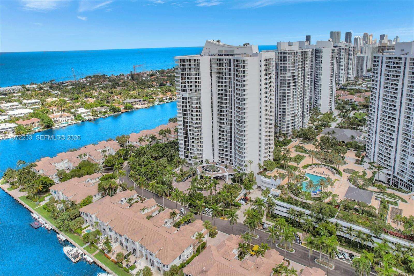 ATLANTIC I AT THE POINT - 21200 Point Pl, Aventura, FL 33180 | Picture 65