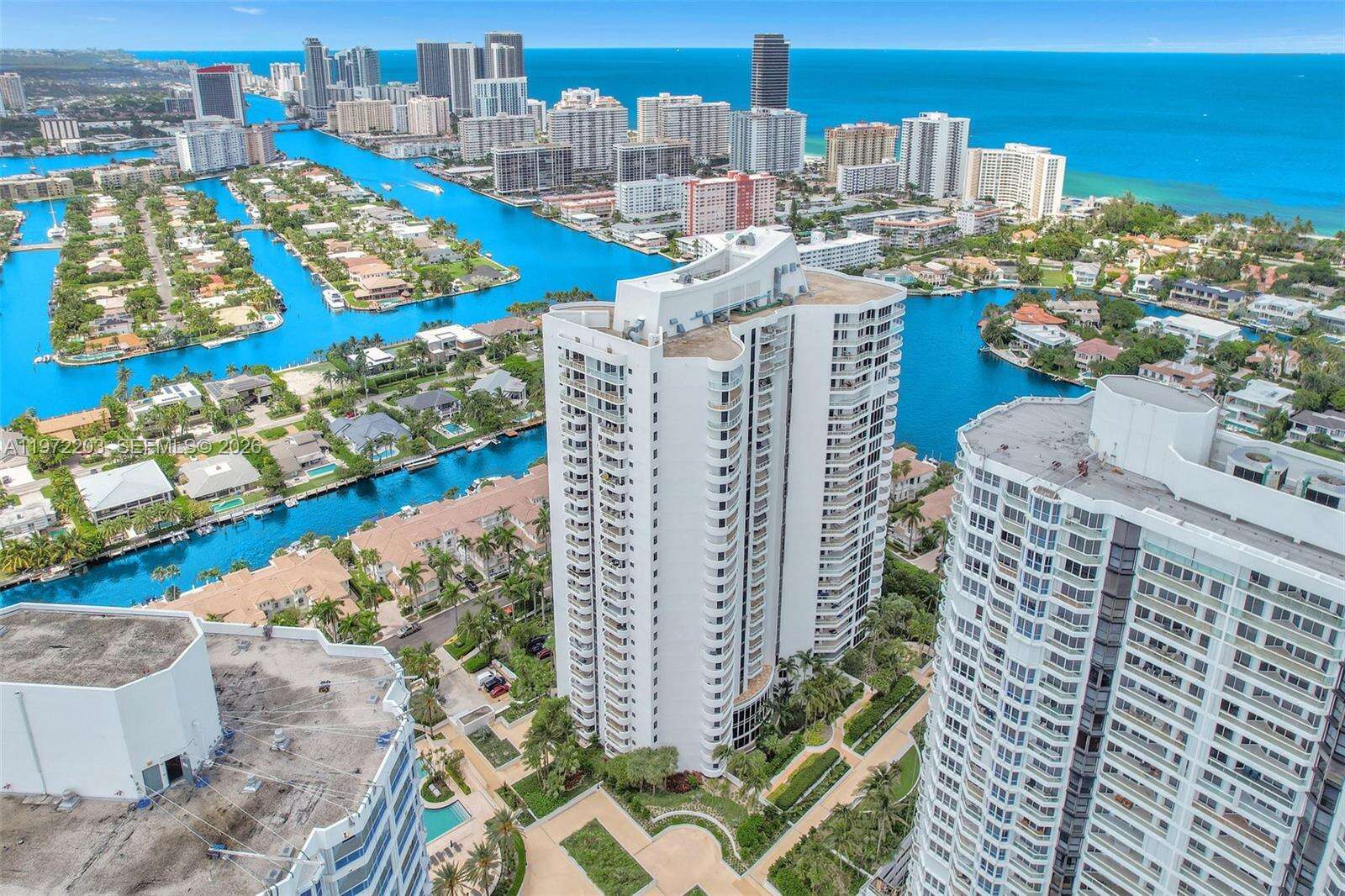 ATLANTIC I AT THE POINT - 21200 Point Pl, Aventura, FL 33180 | Picture 87