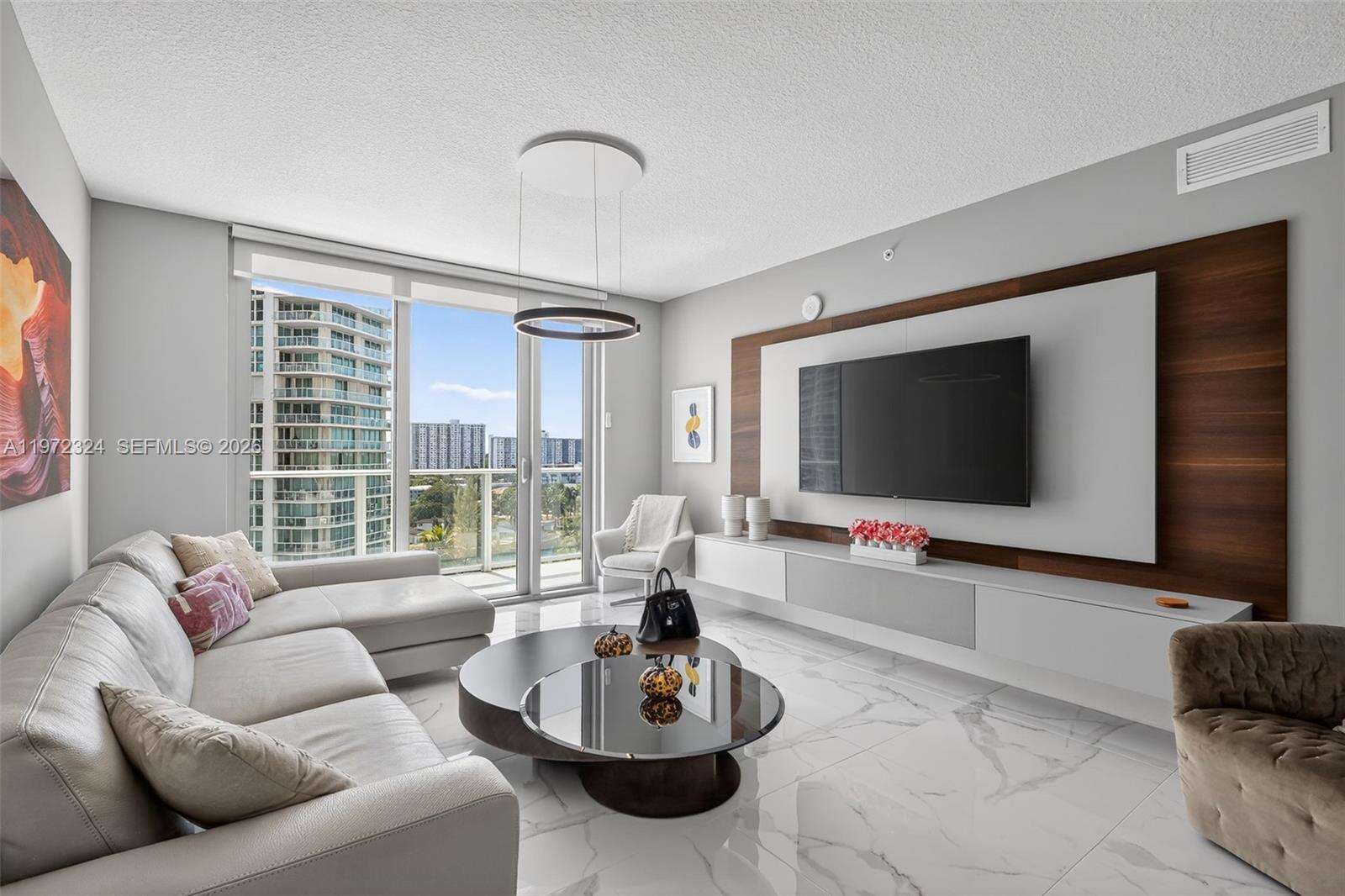 PARQUE TOWERS - 300 Sunny Isles Blvd, Sunny Isles Beach, FL 33160 | Picture 11