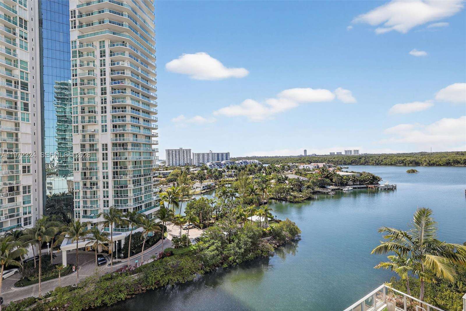 PARQUE TOWERS - 300 Sunny Isles Blvd, Sunny Isles Beach, FL 33160 | Picture 3