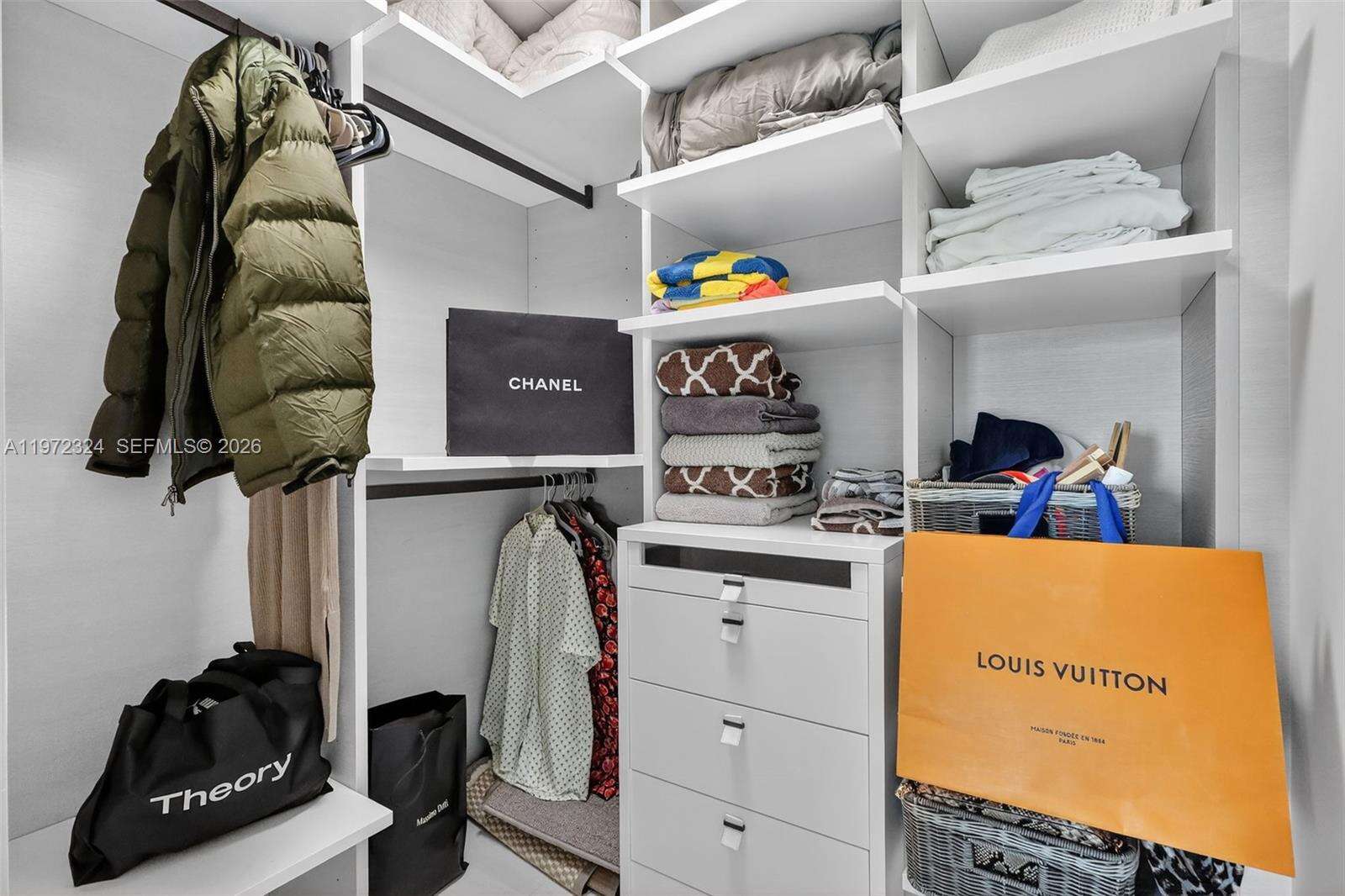 PARQUE TOWERS - 300 Sunny Isles Blvd, Sunny Isles Beach, FL 33160 | Picture 39