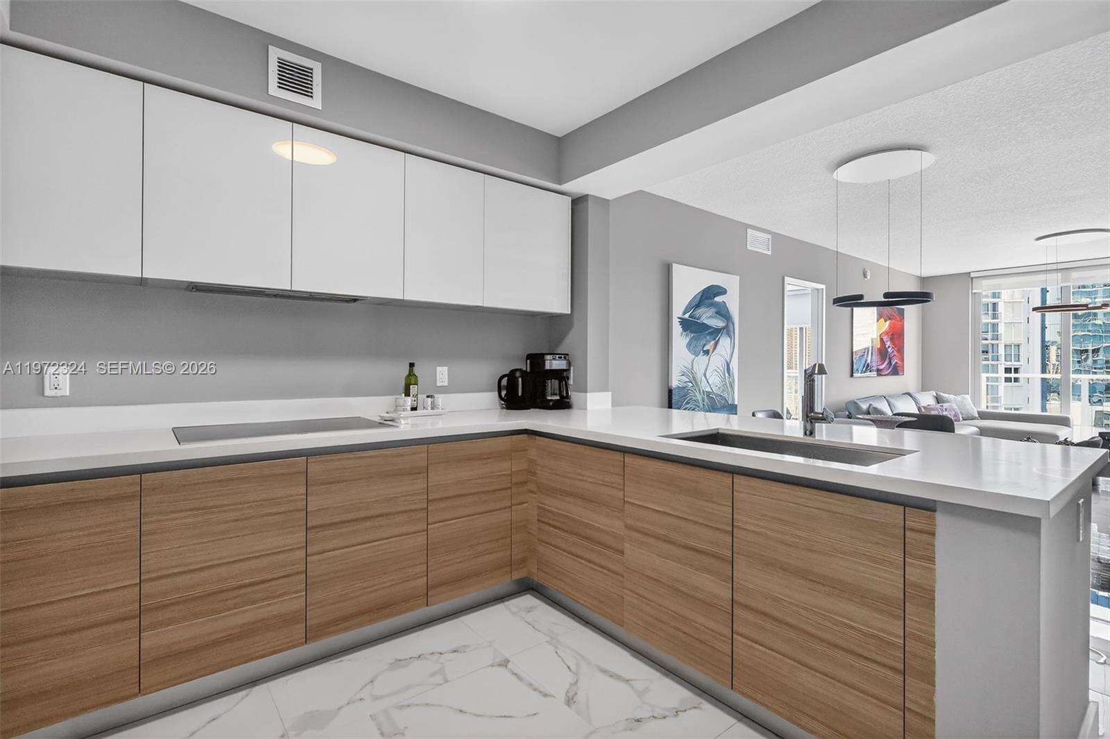 PARQUE TOWERS - 300 Sunny Isles Blvd, Sunny Isles Beach, FL 33160 | Picture 8