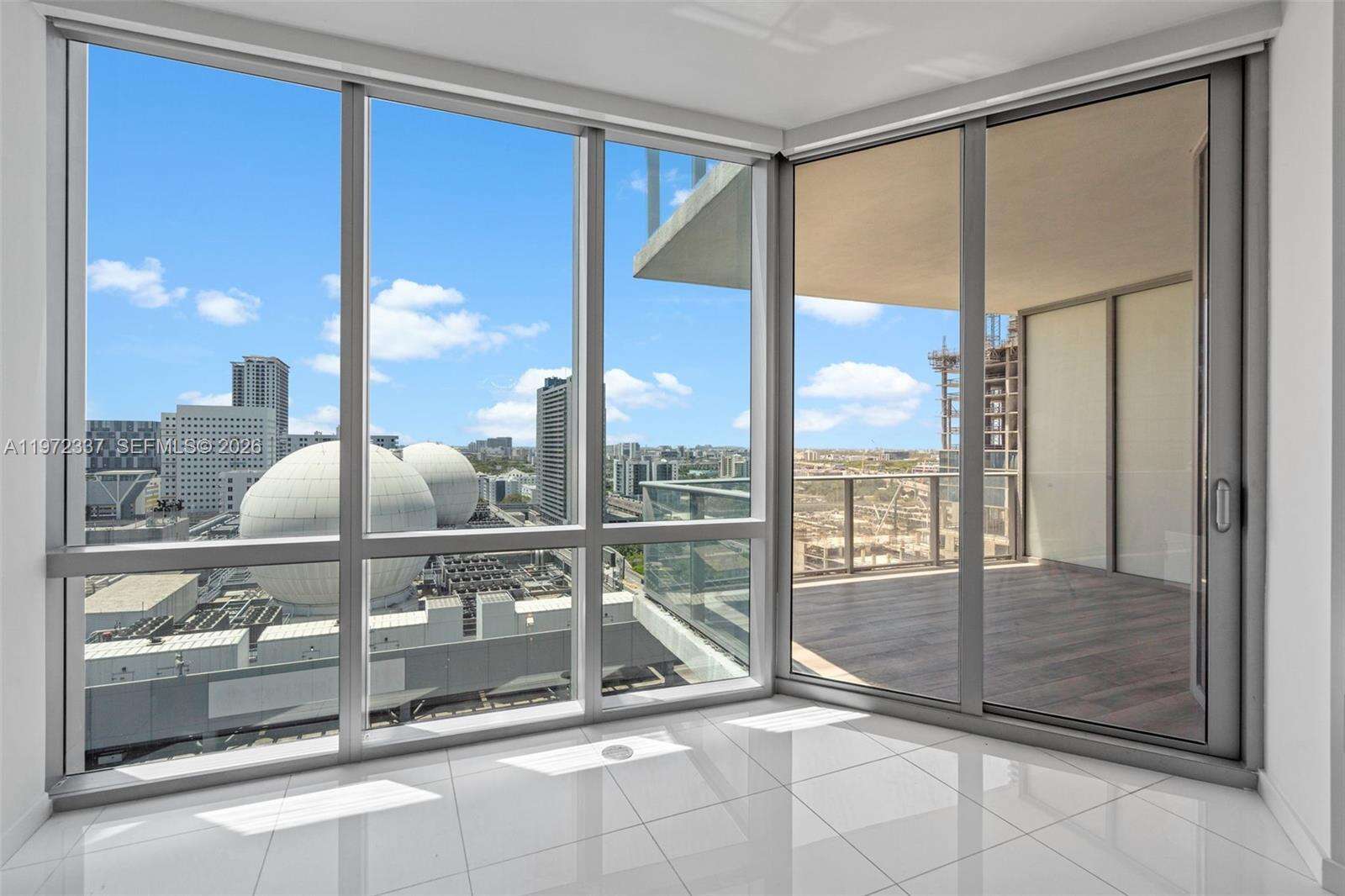 Paramount Miami Worldcenter at 851 1 Ave, Miami, FL 33132 - For Sale photo 12