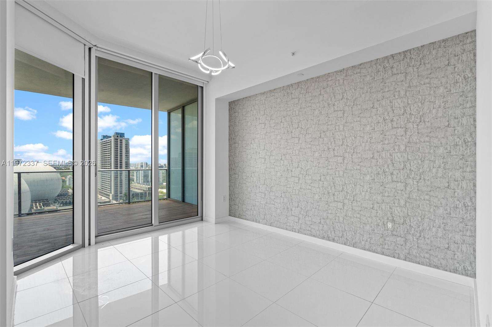 Paramount Miami Worldcenter at 851 1 Ave, Miami, FL 33132 - For Sale photo 18