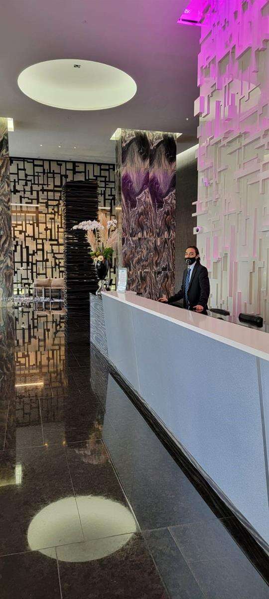 THE BEACH CLUB - 1850 Ocean Dr, Hallandale Beach, FL 33009 | Picture 11