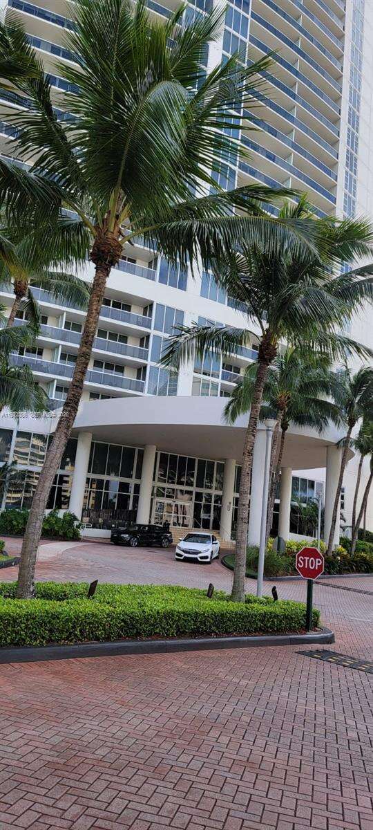 THE BEACH CLUB - 1850 Ocean Dr, Hallandale Beach, FL 33009 | Picture 3
