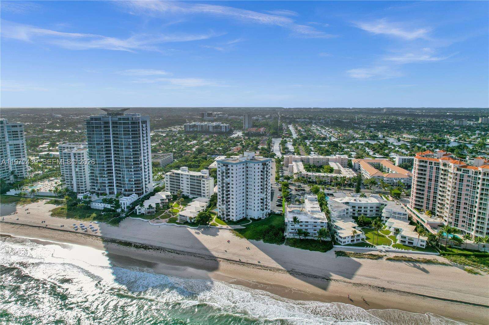 Leisure Towers Condos for Sale & Rent | Picture 1