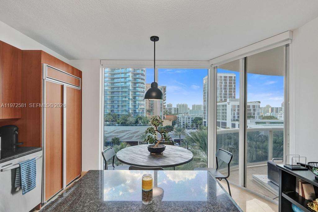 THE PINNACLE - 17555 Collins Ave, Sunny Isles Beach, FL 33160 | Picture 15