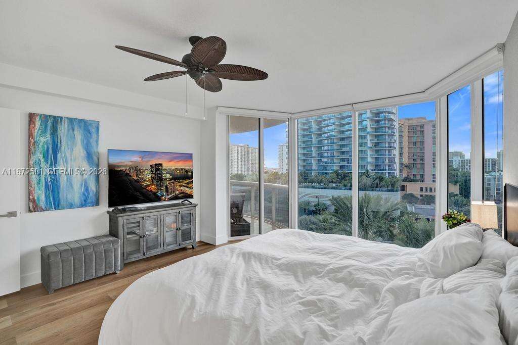 THE PINNACLE - 17555 Collins Ave, Sunny Isles Beach, FL 33160 | Picture 19