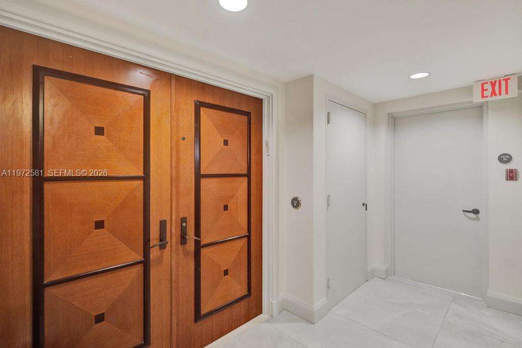 THE PINNACLE - 17555 Collins Ave, Sunny Isles Beach, FL 33160 | Picture 27