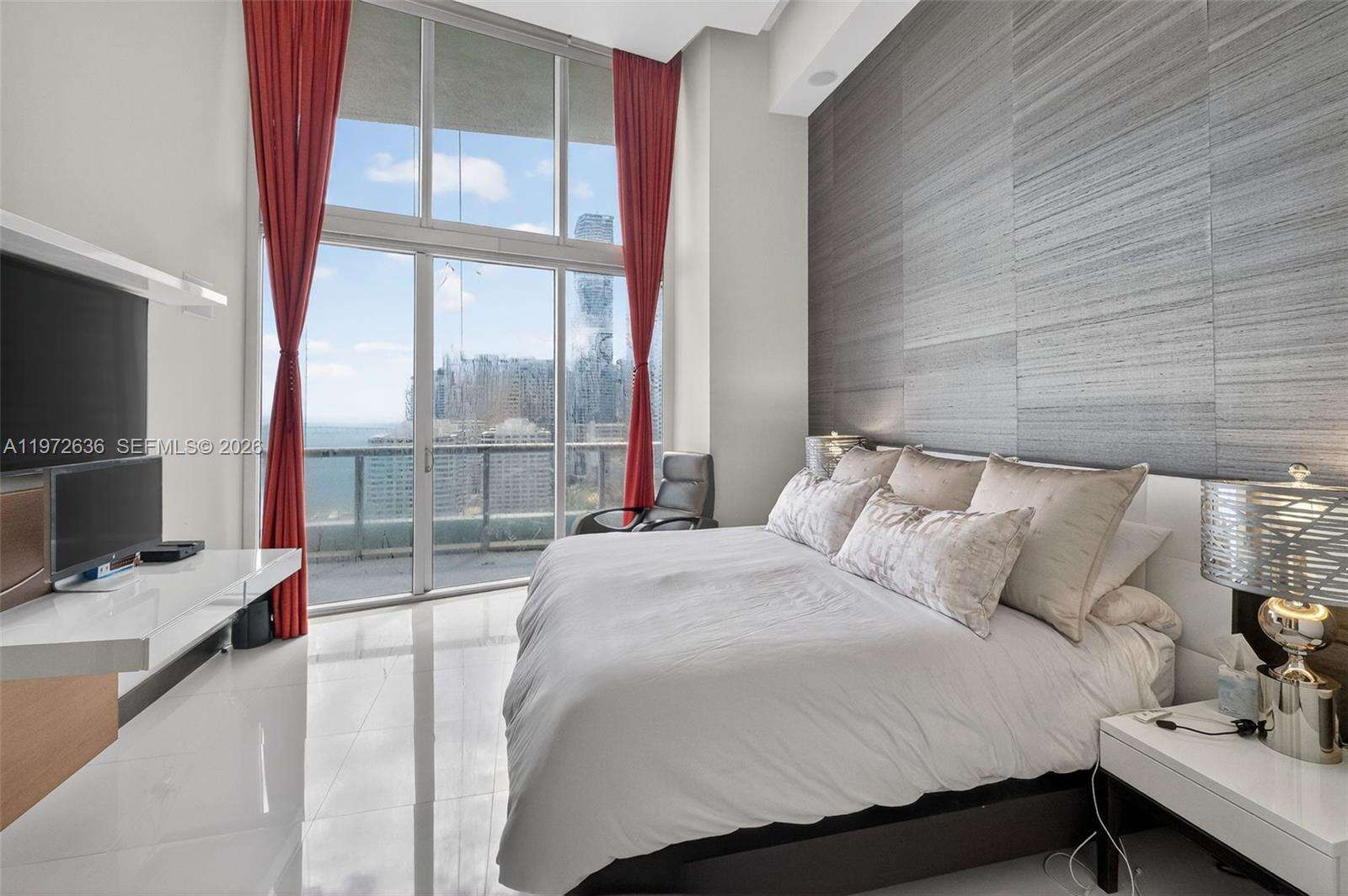 ICON BRICKELL NO TWO - 495 Brickell Ave, Miami, FL 33131 | Picture 11