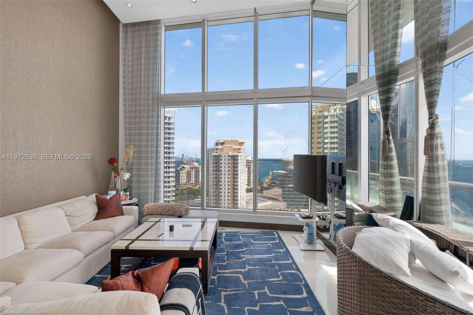 ICON BRICKELL NO TWO - 495 Brickell Ave, Miami, FL 33131 | Picture 4