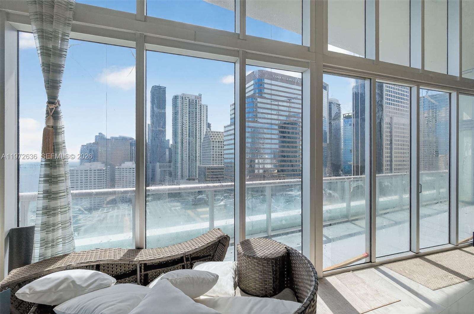 ICON BRICKELL NO TWO - 495 Brickell Ave, Miami, FL 33131 | Picture 5