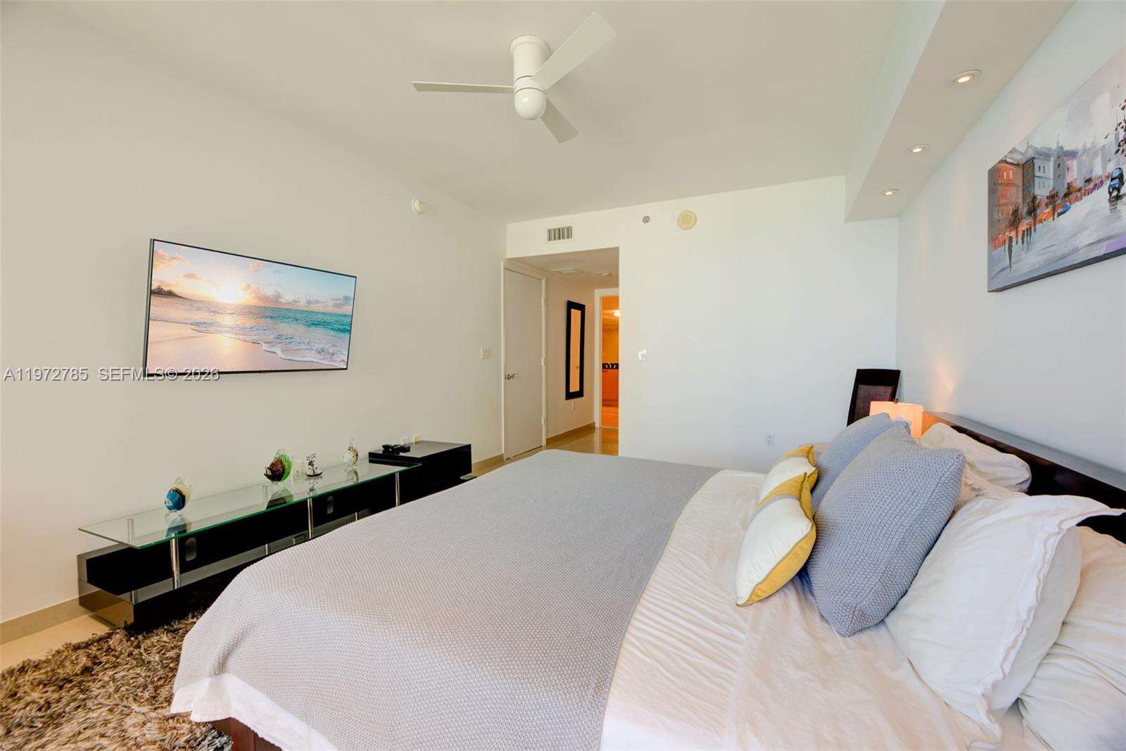 BEACH CLUB TWO - 1830 Ocean Dr, Hallandale Beach, FL 33009 | Picture 20