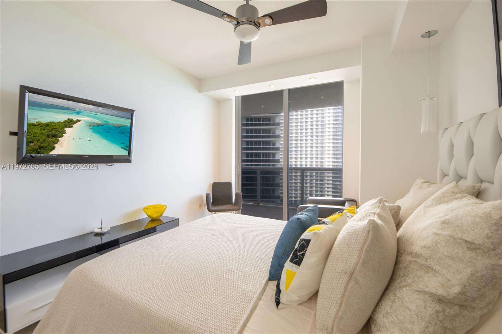 BEACH CLUB TWO - 1830 Ocean Dr, Hallandale Beach, FL 33009 | Picture 26