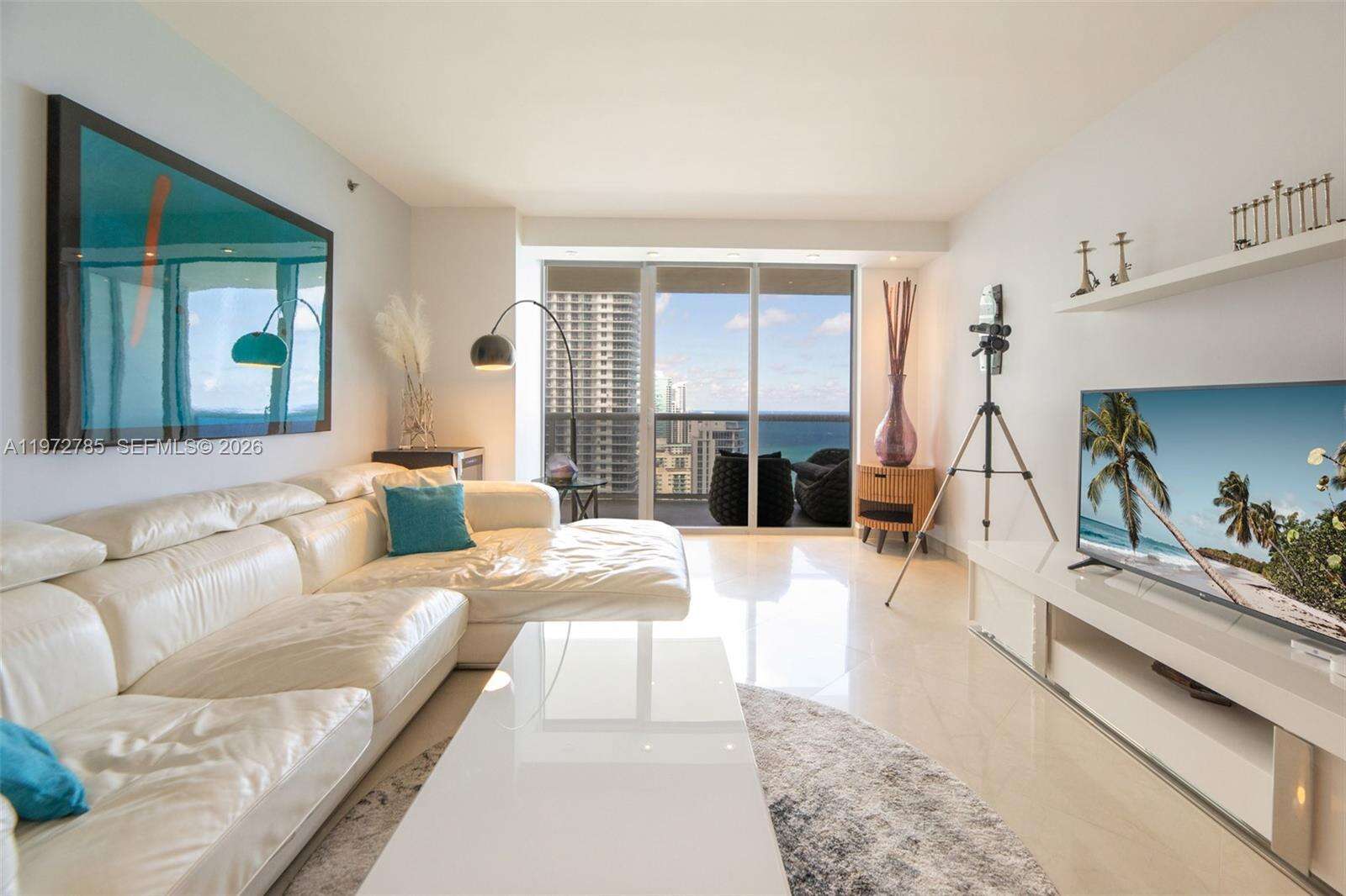 BEACH CLUB TWO - 1830 Ocean Dr, Hallandale Beach, FL 33009 | Picture 4