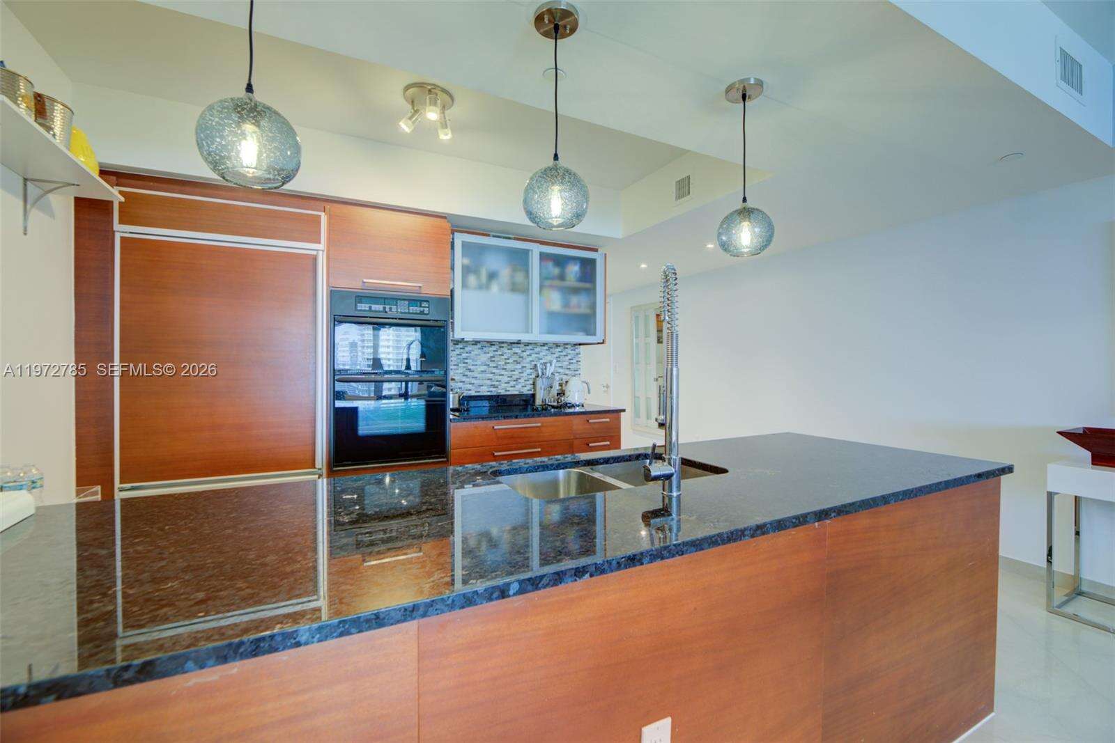 BEACH CLUB TWO - 1830 Ocean Dr, Hallandale Beach, FL 33009 | Picture 10