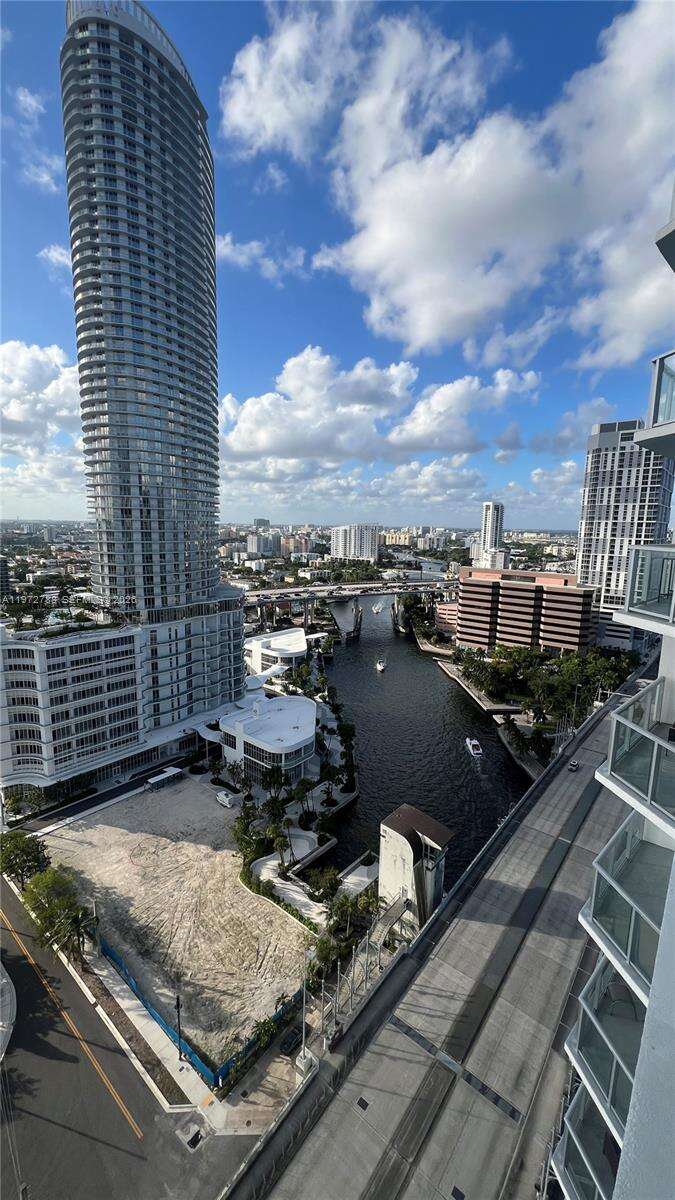 Latitude On The River at 185 7 St, Miami, FL 33130 - For Sale photo 14