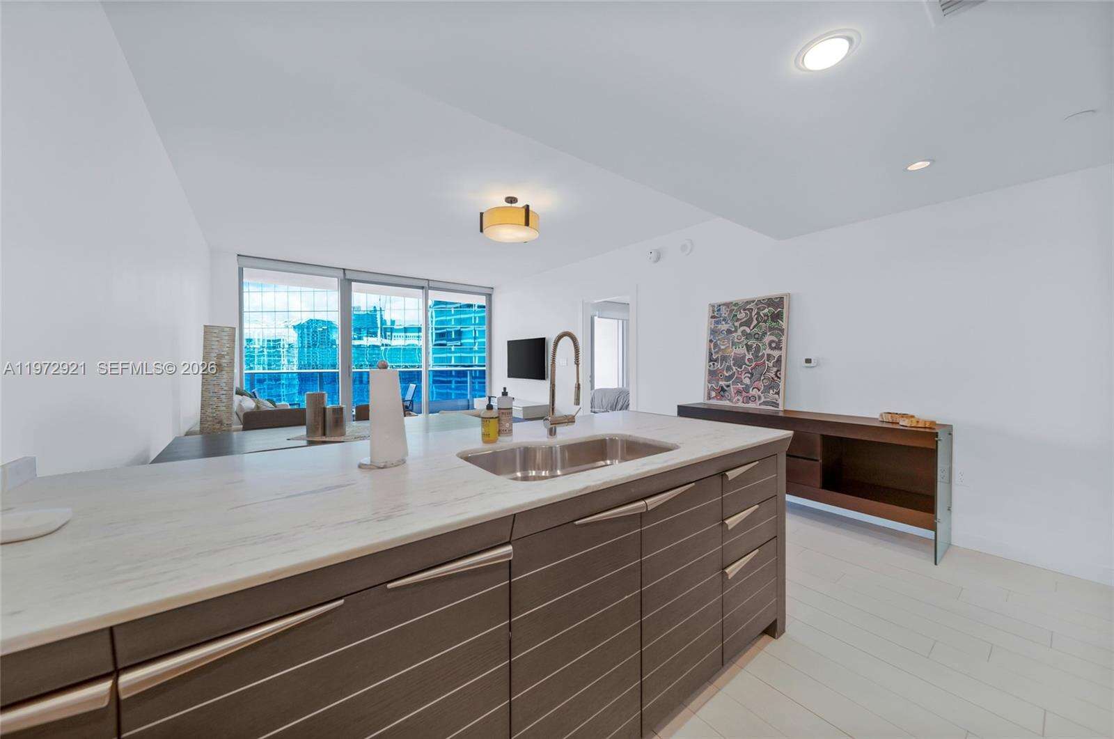 Epic Residences at 200 Biscayne Blvd Way, Miami, FL 33131 - For Sale photo 4