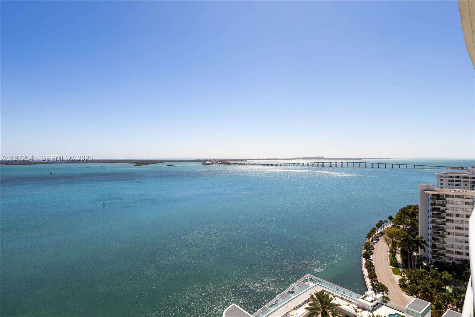 JADE RESIDENCES AT BRICKELL BAY - 1331 Brickell Bay Dr, Miami, FL 33131 | Picture 13