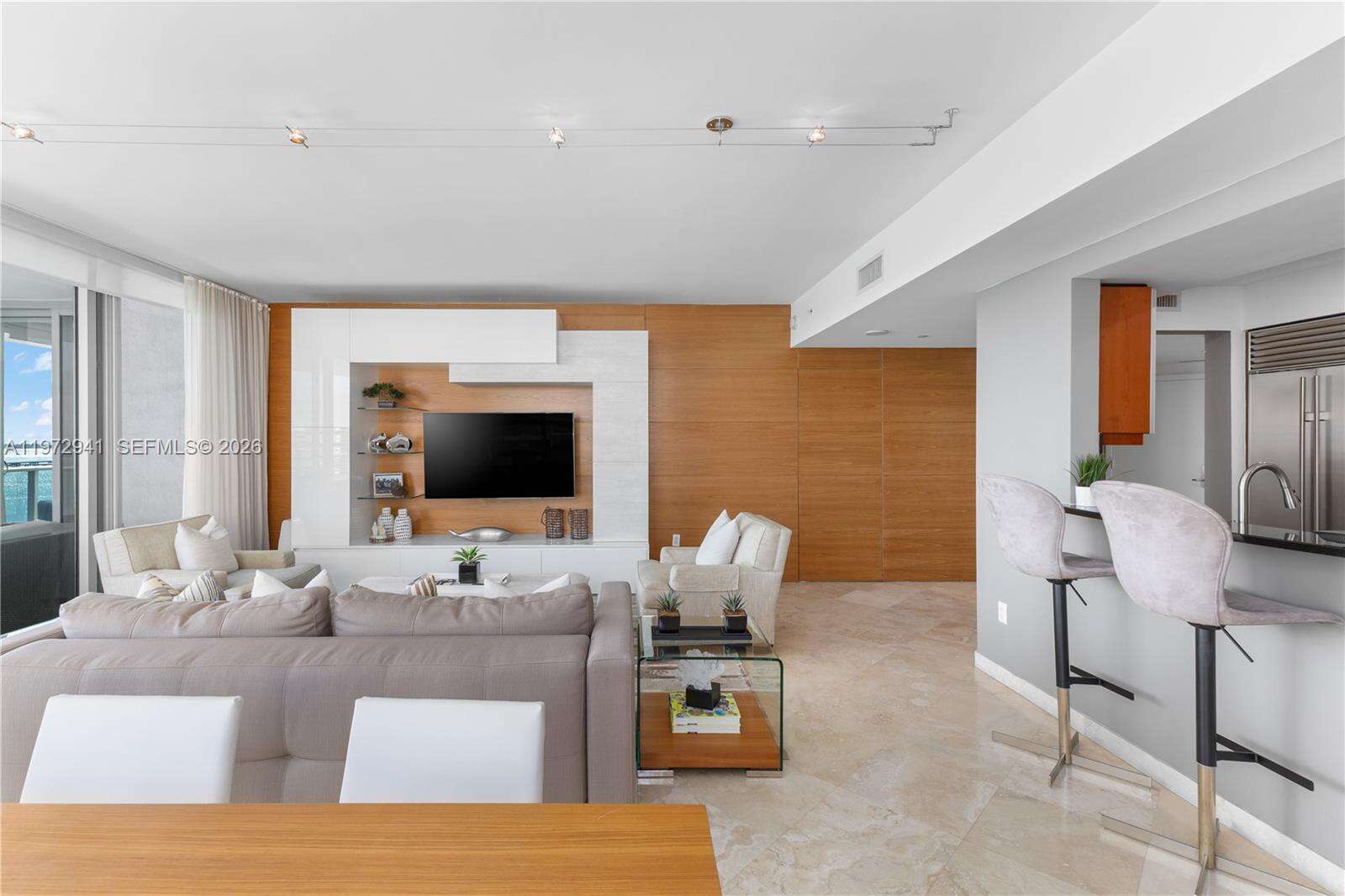 JADE RESIDENCES AT BRICKELL BAY - 1331 Brickell Bay Dr, Miami, FL 33131 | Picture 16