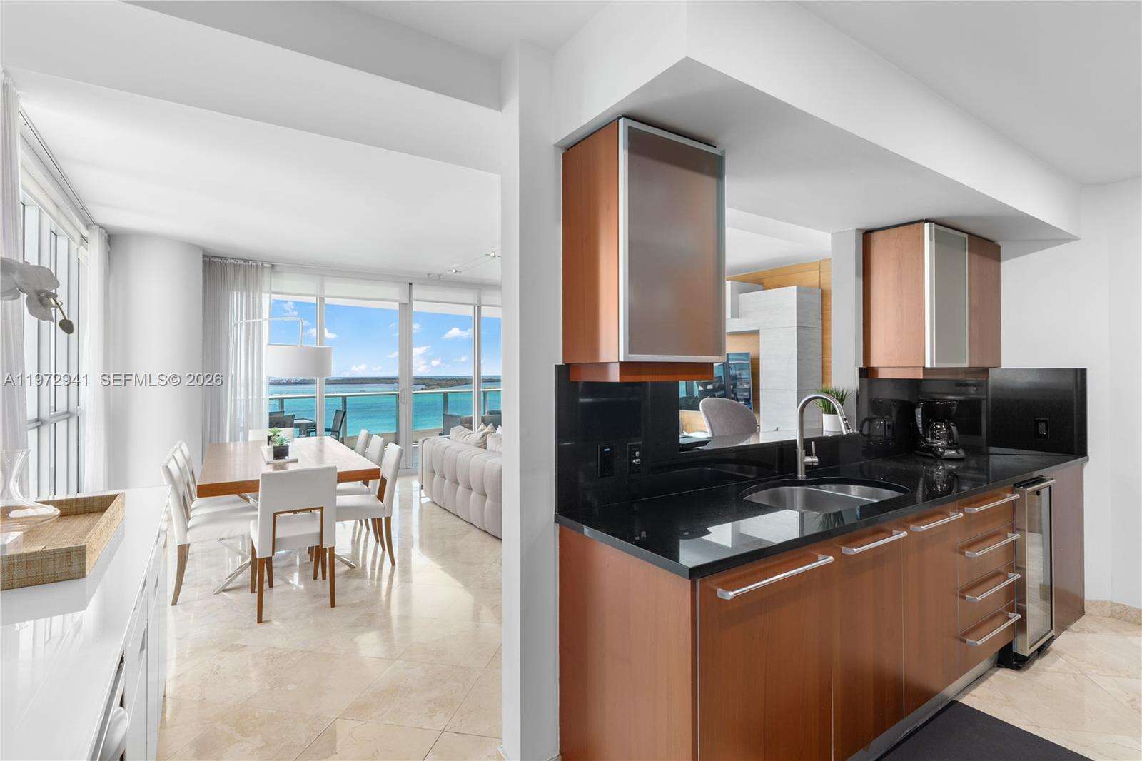 JADE RESIDENCES AT BRICKELL BAY - 1331 Brickell Bay Dr, Miami, FL 33131 | Picture 22