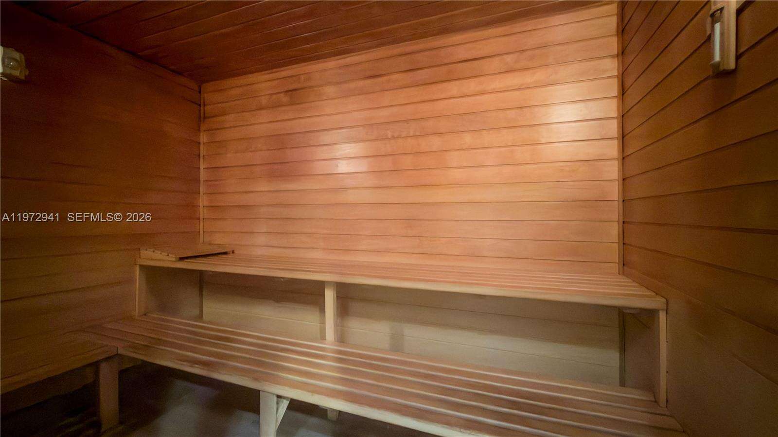 JADE RESIDENCES AT BRICKELL BAY - 1331 Brickell Bay Dr, Miami, FL 33131 | Picture 38