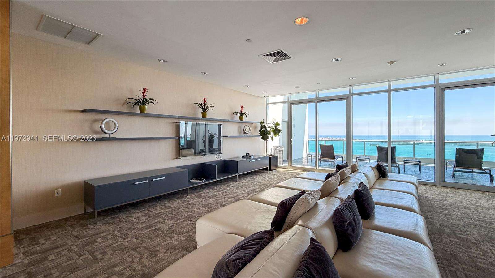 JADE RESIDENCES AT BRICKELL BAY - 1331 Brickell Bay Dr, Miami, FL 33131 | Picture 40