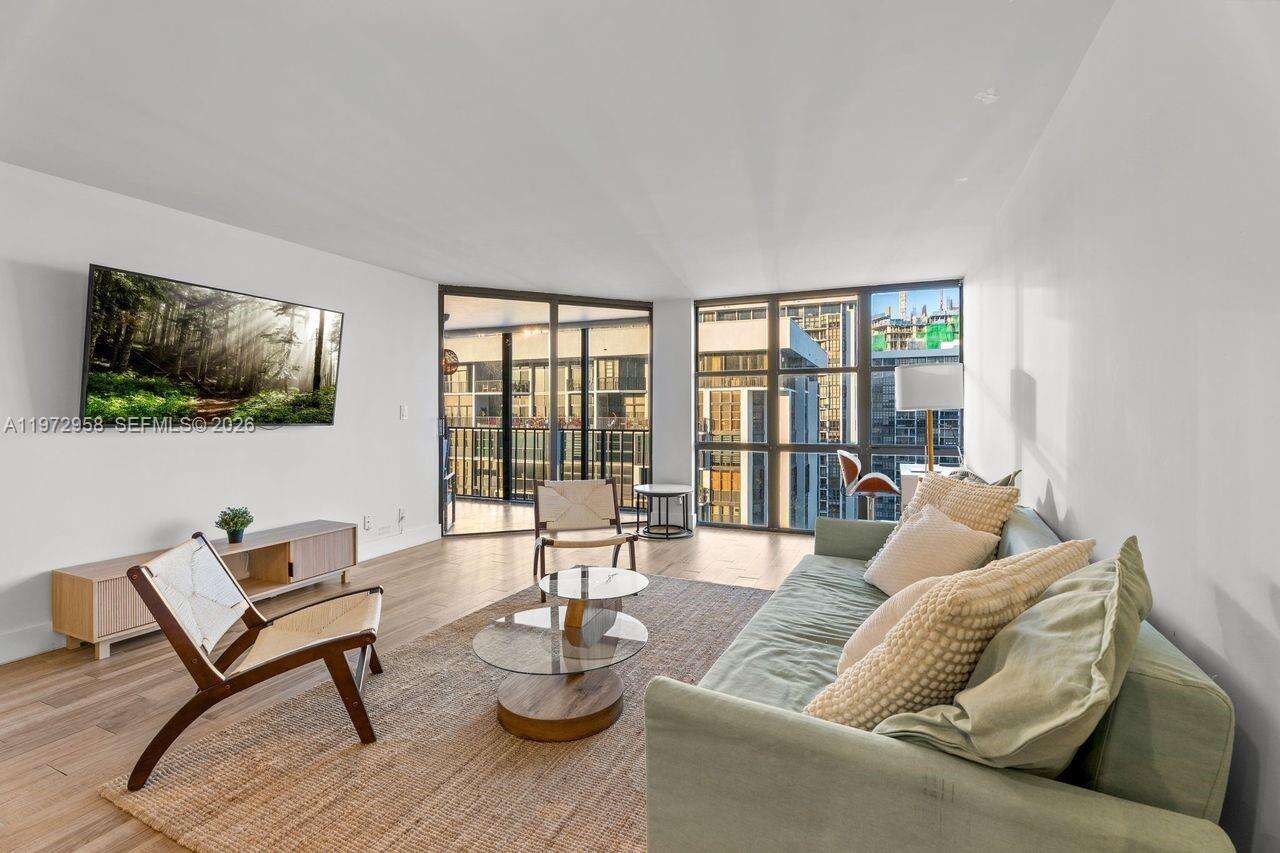 Brickell Place 2 at 1925 Brickell Ave, Miami, FL 33129 - For Sale photo 6