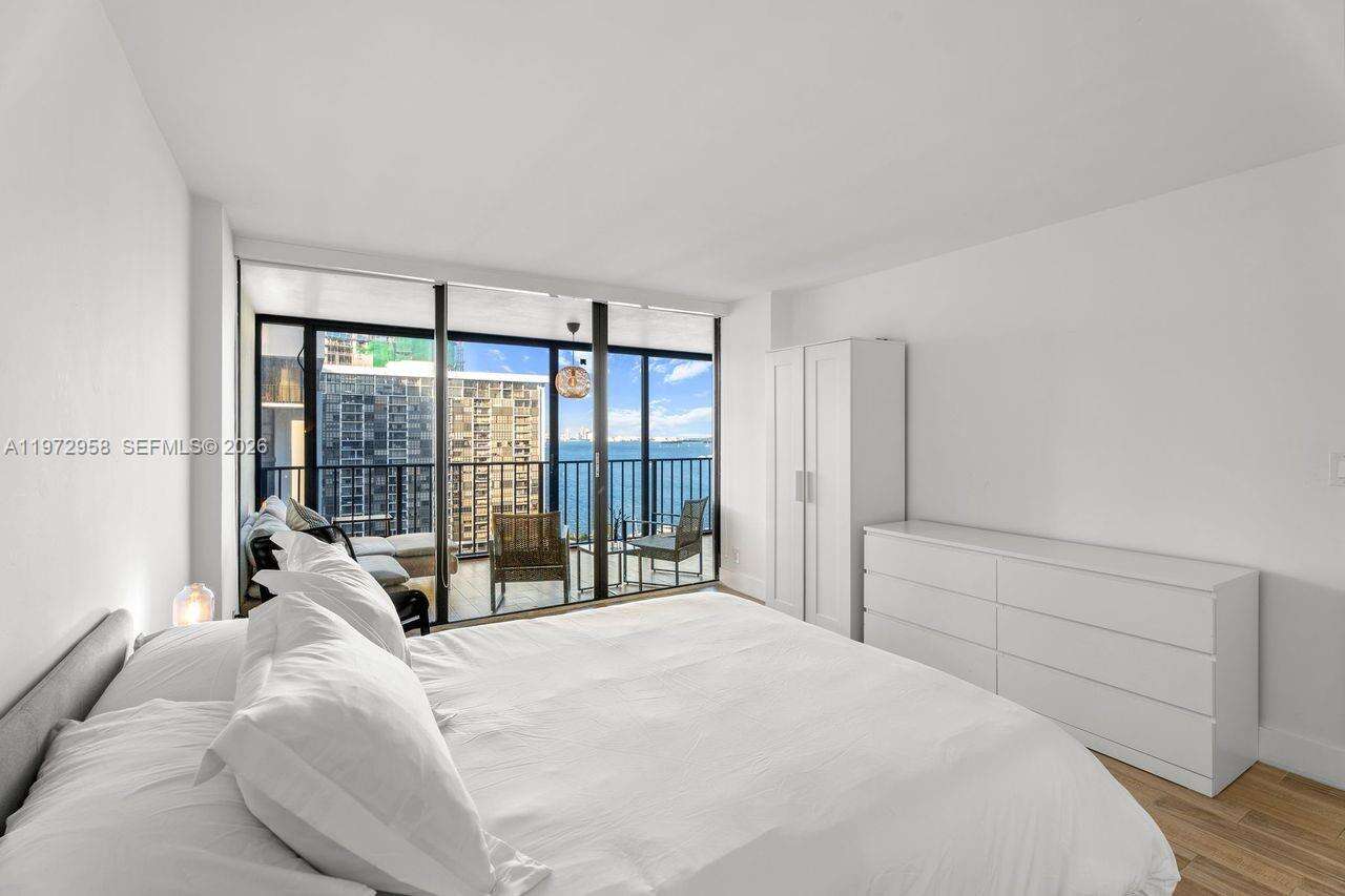 Brickell Place 2 at 1925 Brickell Ave, Miami, FL 33129 - For Sale photo 10