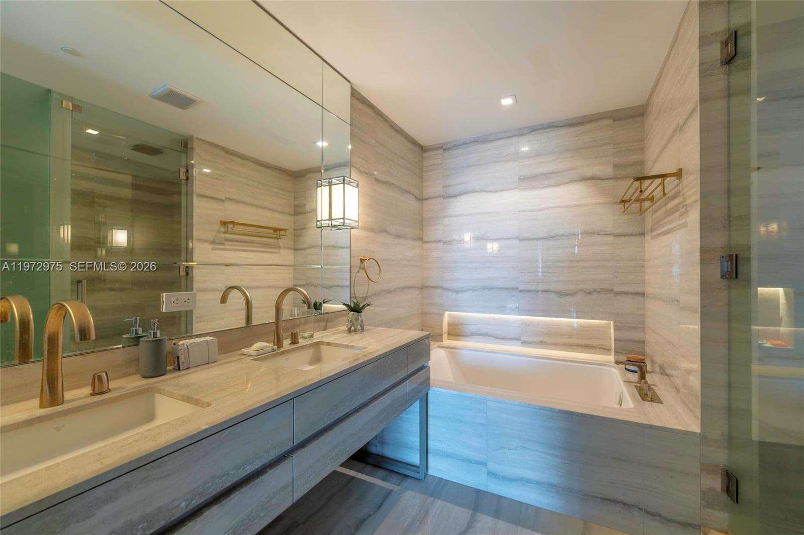 18975 COLLINS - 18975 Collins Ave, Sunny Isles Beach, FL 33160 | Picture 27