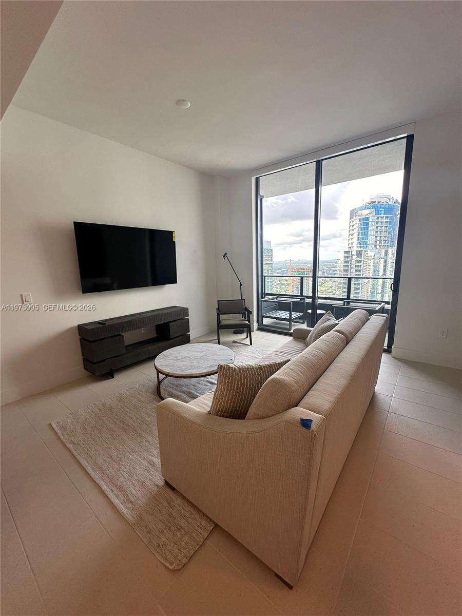 Natiivo | Gale Miami at 159 6 St, Miami, FL 33132 - For Sale photo 2
