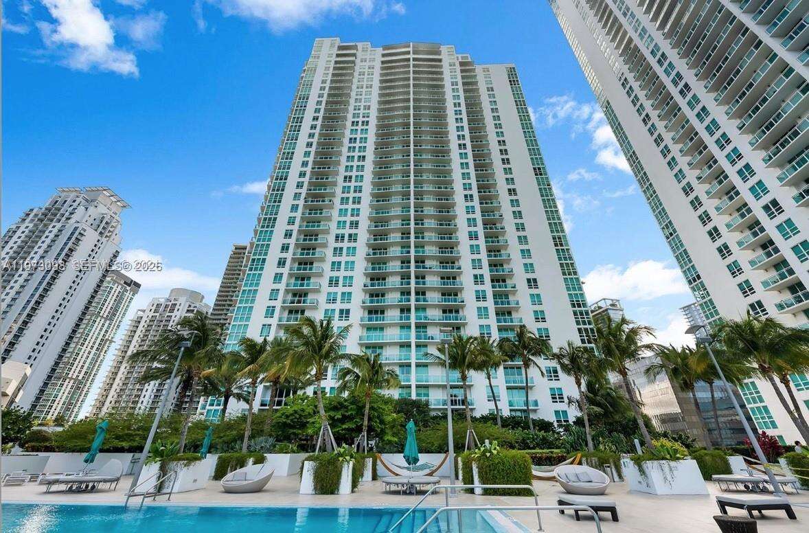 The Plaza On Brickell West at Miami, FL 33131 - For Sale photo 15