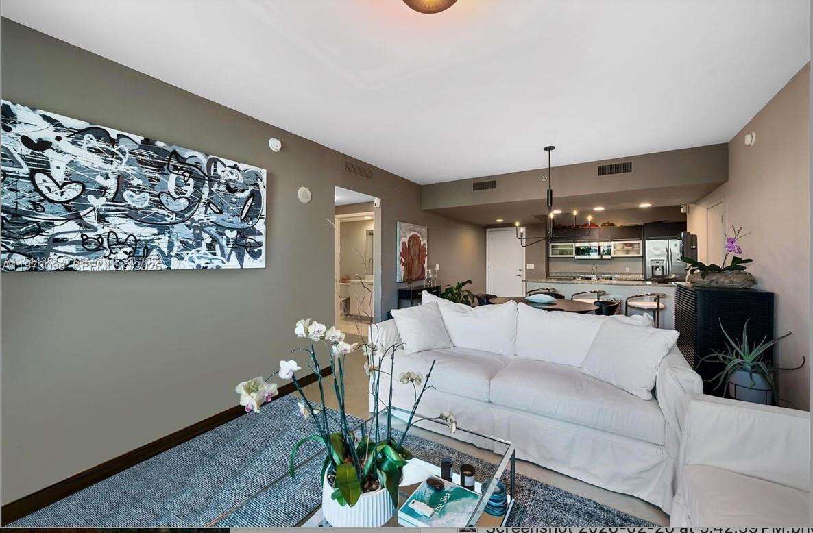 The Plaza On Brickell West at Miami, FL 33131 - For Sale photo 6