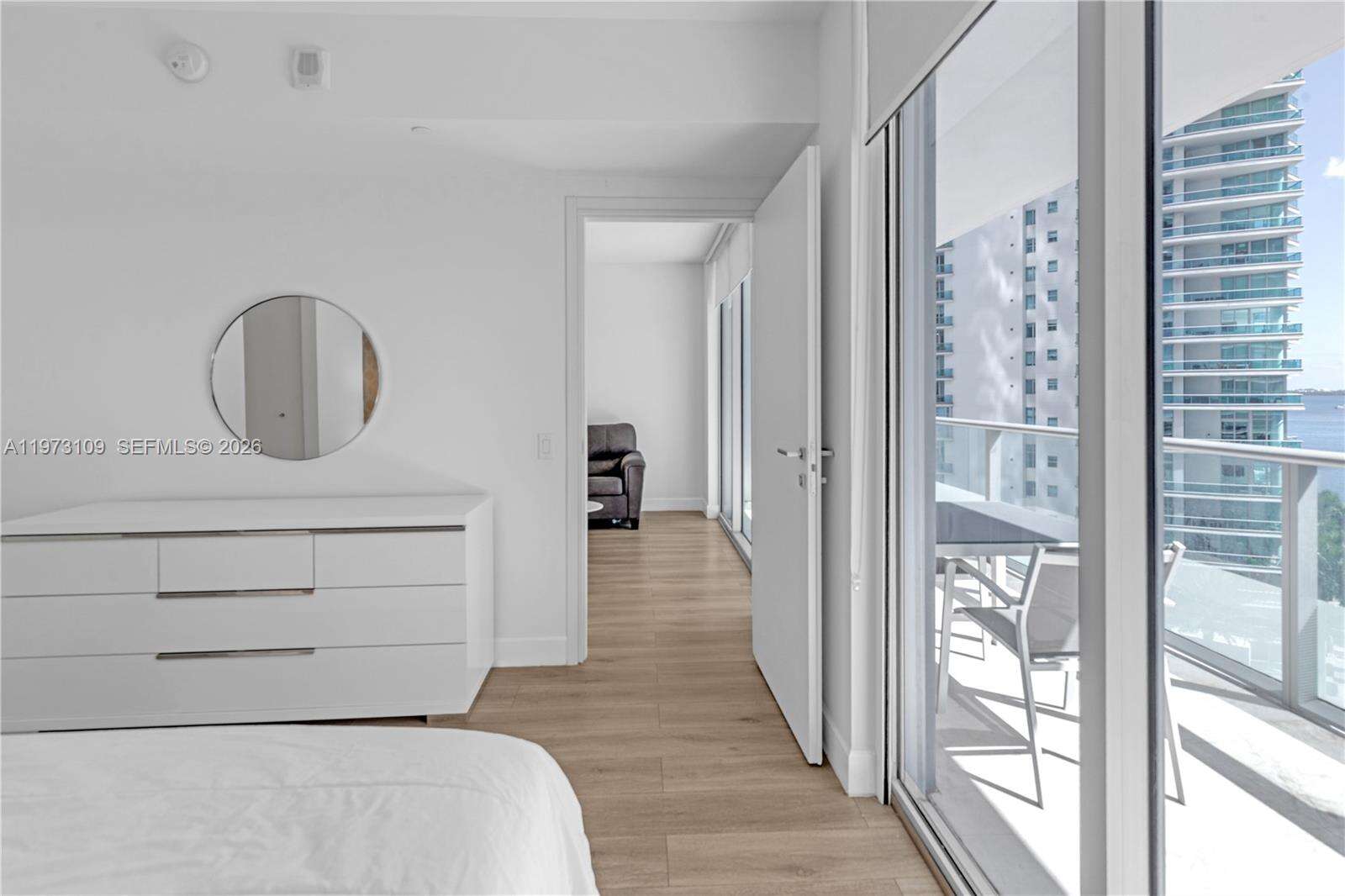 Brickell House at 1300 Brickell Bay Dr, Miami, FL 33131 - For Sale photo 15