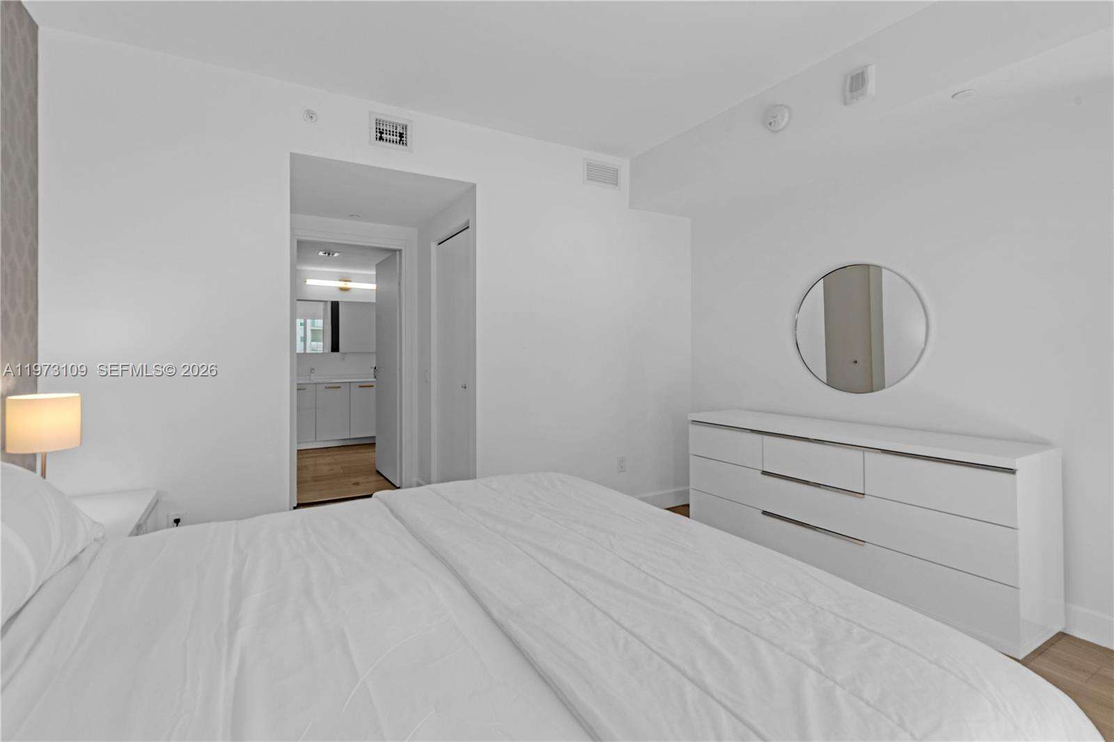 Brickell House at 1300 Brickell Bay Dr, Miami, FL 33131 - For Sale photo 16