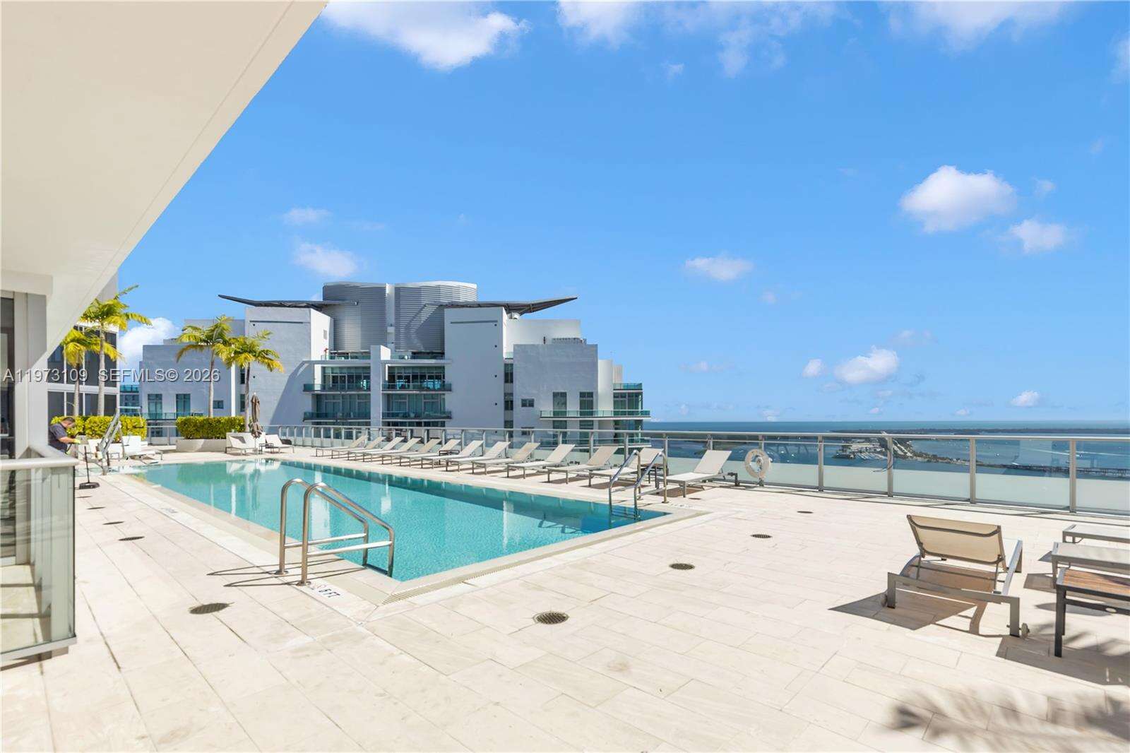 Brickell House at 1300 Brickell Bay Dr, Miami, FL 33131 - For Sale photo 28
