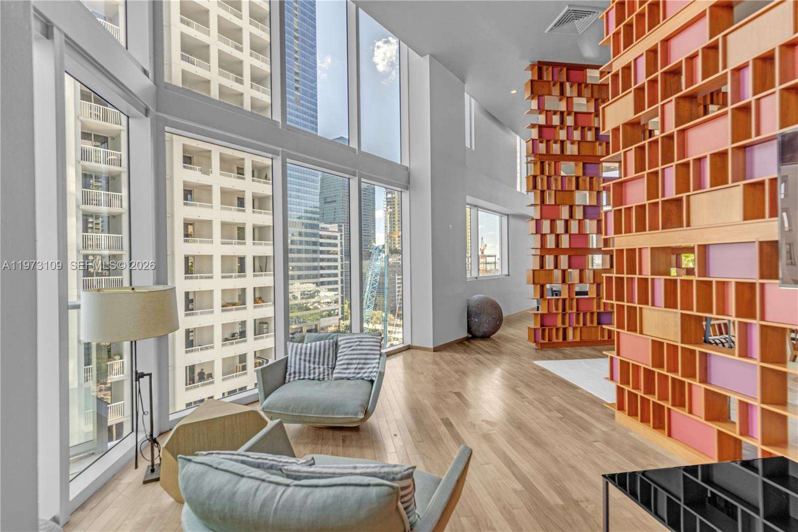 Brickell House at 1300 Brickell Bay Dr, Miami, FL 33131 - For Sale photo 31