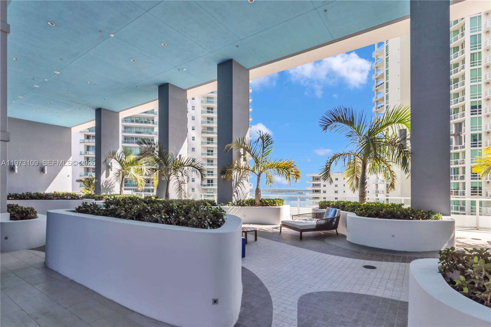 Brickell House at 1300 Brickell Bay Dr, Miami, FL 33131 - For Sale photo 33