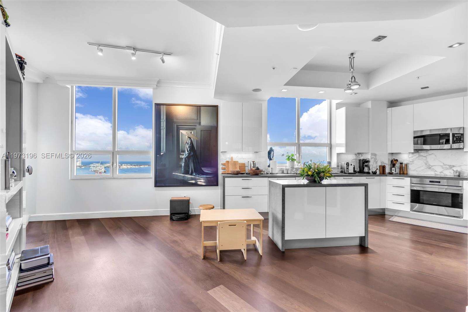 THREE TEQUESTA POINT - 848 Brickell Key Dr, Miami, FL 33131 | Picture 15