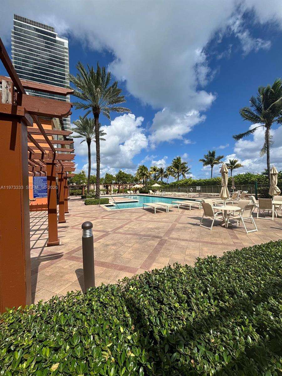 2080 Ocean Dr, Hallandale Beach, FL 33009 - For Sale photo 14