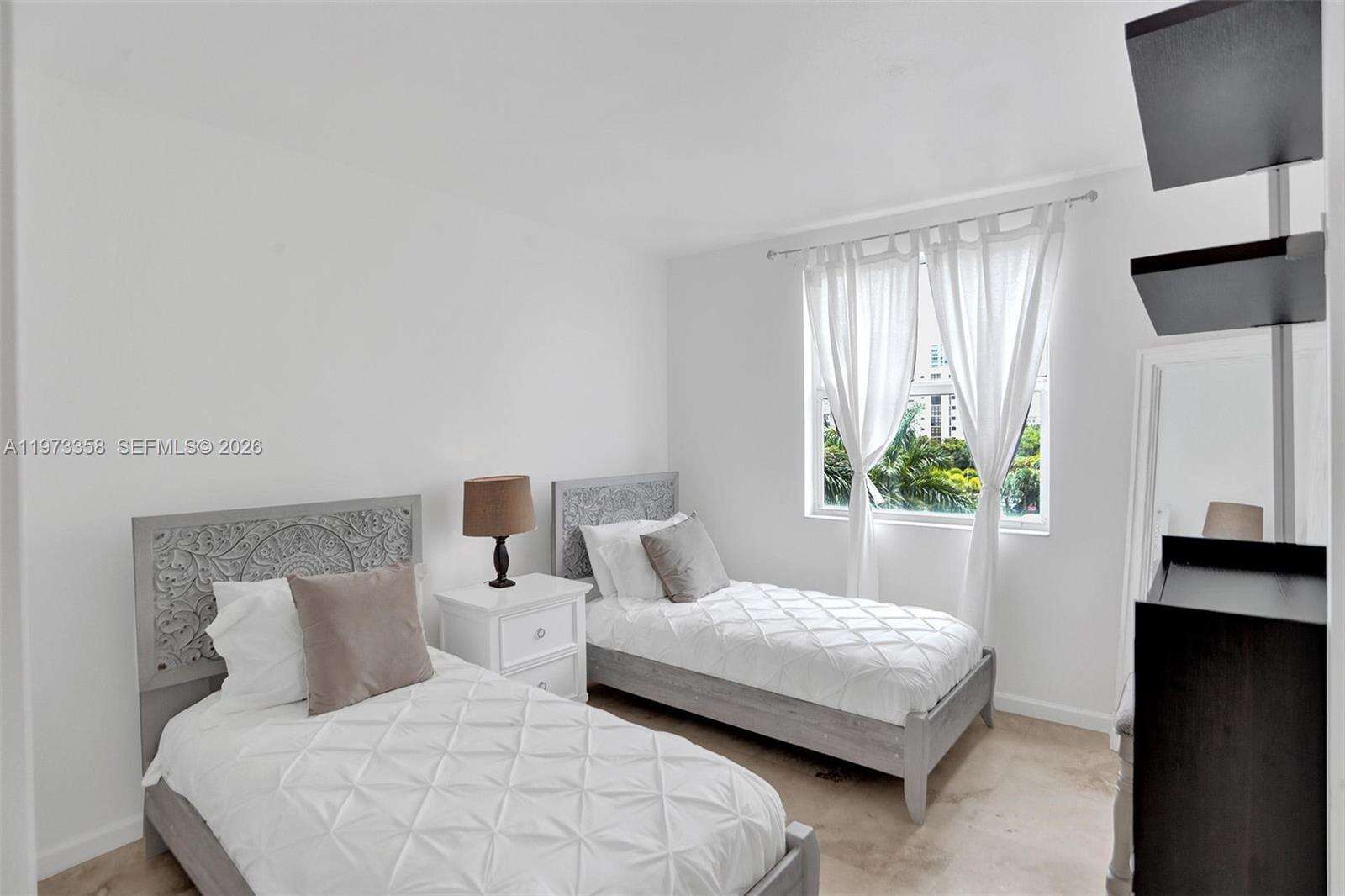 Porto Bellagio at 17100 Bay Rd, Sunny Isles Beach, FL 33160 - For Sale photo 10