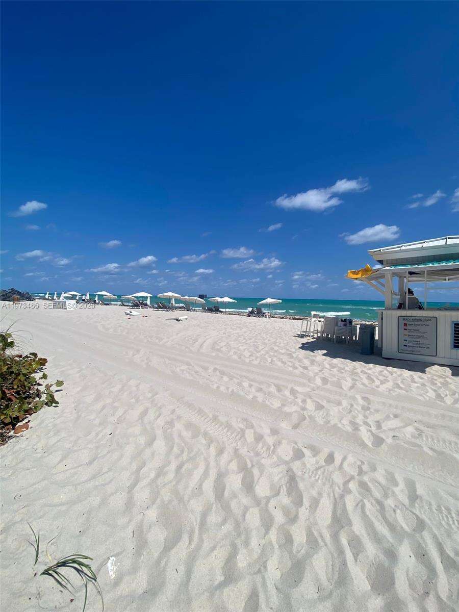 GREEN DIAMOND - 4775 Collins Ave, Miami Beach, FL 33140 | Picture 19